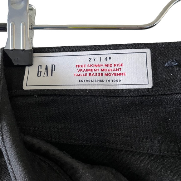 Gap True Skinny Mid Rise Black Jeans Size 27 - Picture 3 of 3